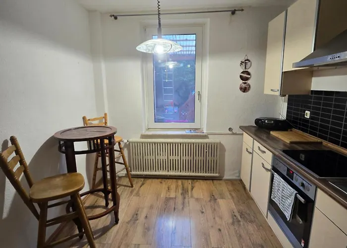 Montage Und Zu Vermieten In Oberhausen (North Rhine-Westphalia)